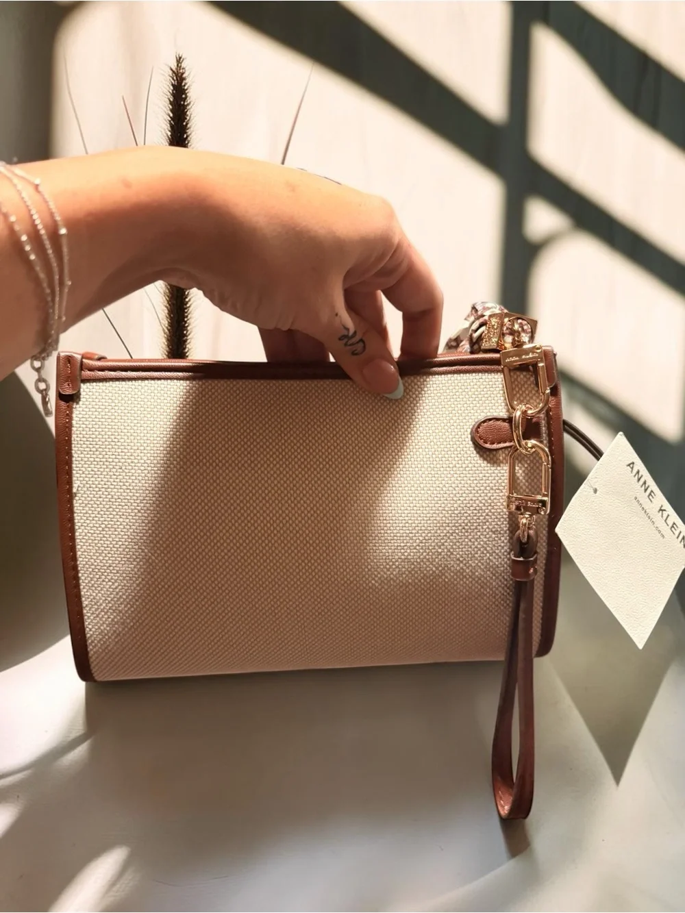 NWT Anne Klein Walnut Cream Woven Wristlet Clutch with Scarf Accent 🌰